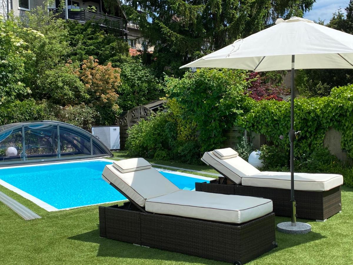 Haeuschen Im Garten In Der Muelheimer Altstadt Mülheim an der Ruhr Exteriér fotografie