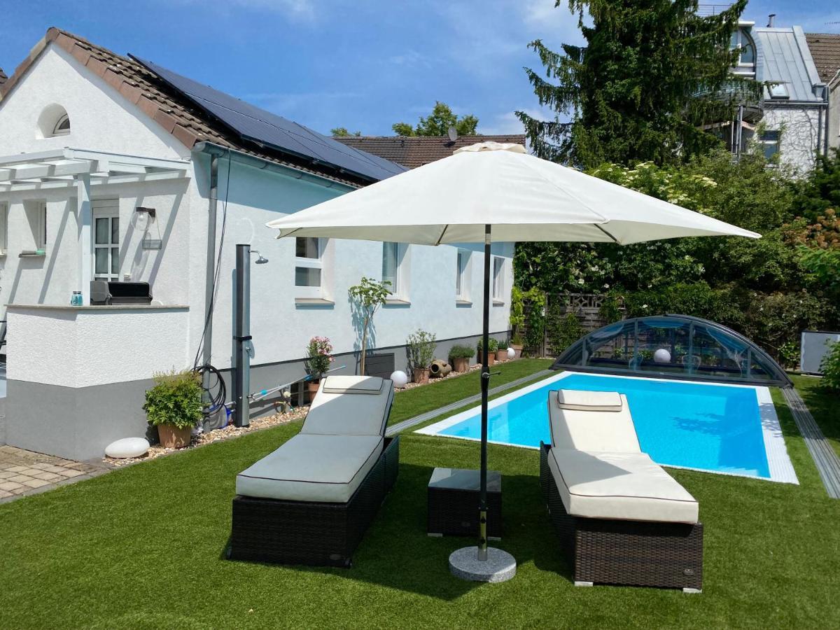 Haeuschen Im Garten In Der Muelheimer Altstadt Mülheim an der Ruhr Exteriér fotografie